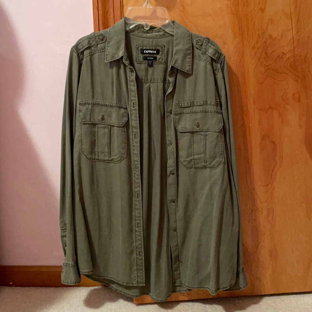 Plain olive green flannel